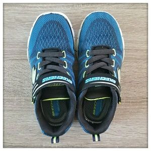 Gently worn boy's Skechers